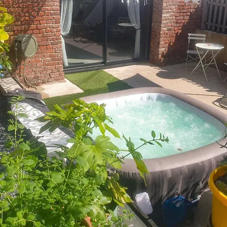 Gary Suite - Studio Cosy, Spa Et Jardin Privatif A 4 Min De Cambrai Awoingt Esterno foto
